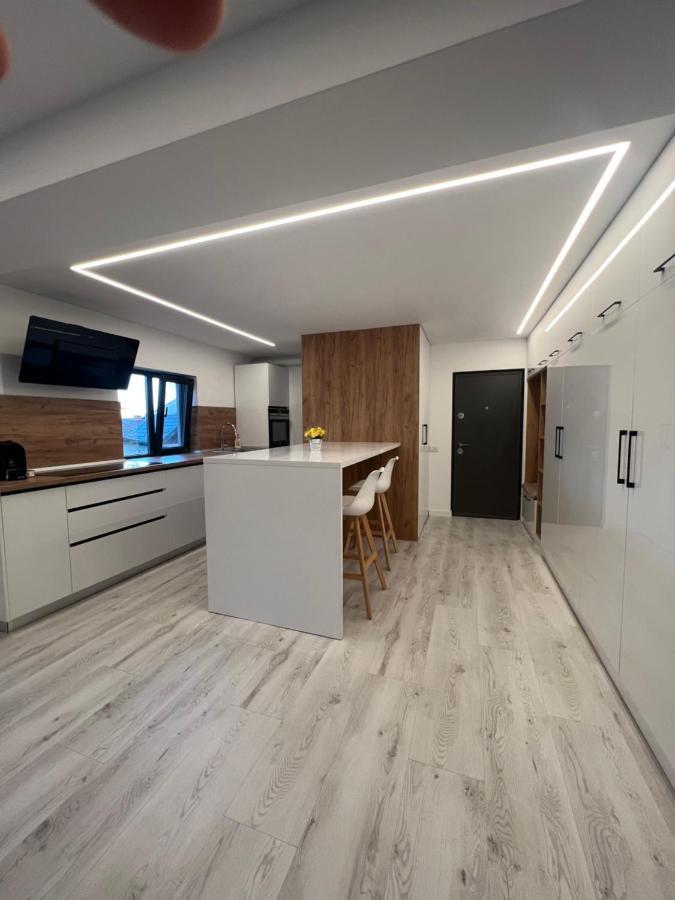 Modern Premium Apartment 1 Търговище Екстериор снимка